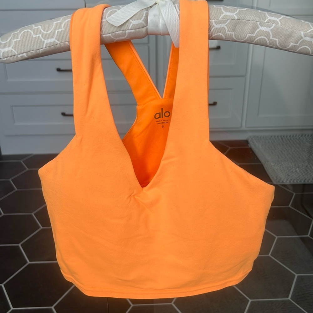 Alo sports tank